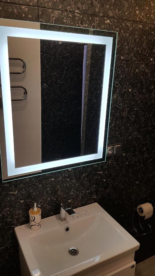 New Luxury Studio Apartment Ivano Frankivsk Bagian luar foto