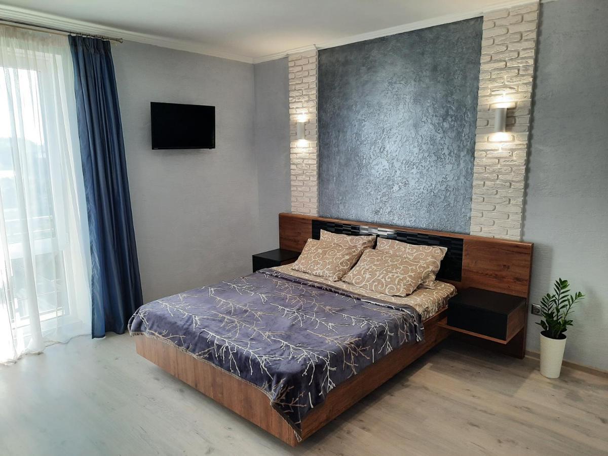 New Luxury Studio Apartment Ivano Frankivsk Bagian luar foto