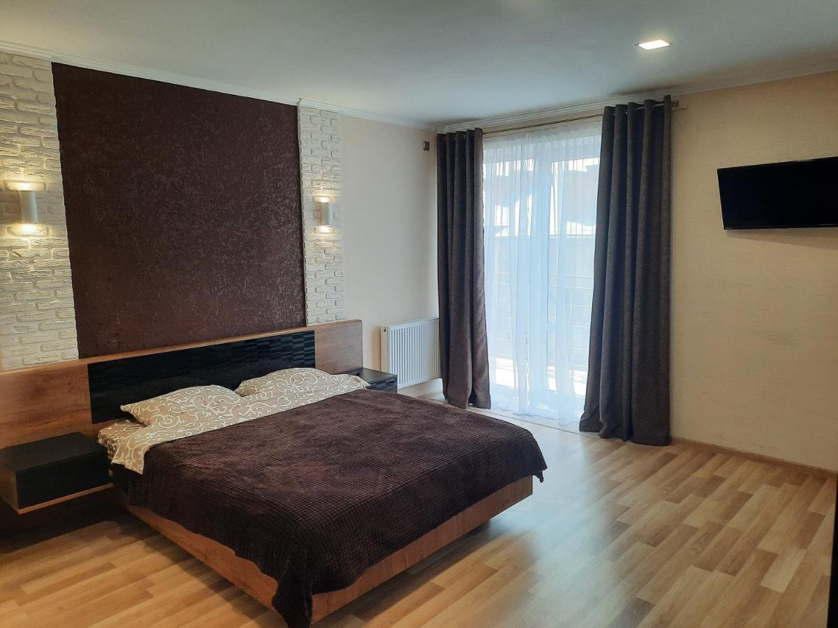 New Luxury Studio Apartment Ivano Frankivsk Bagian luar foto
