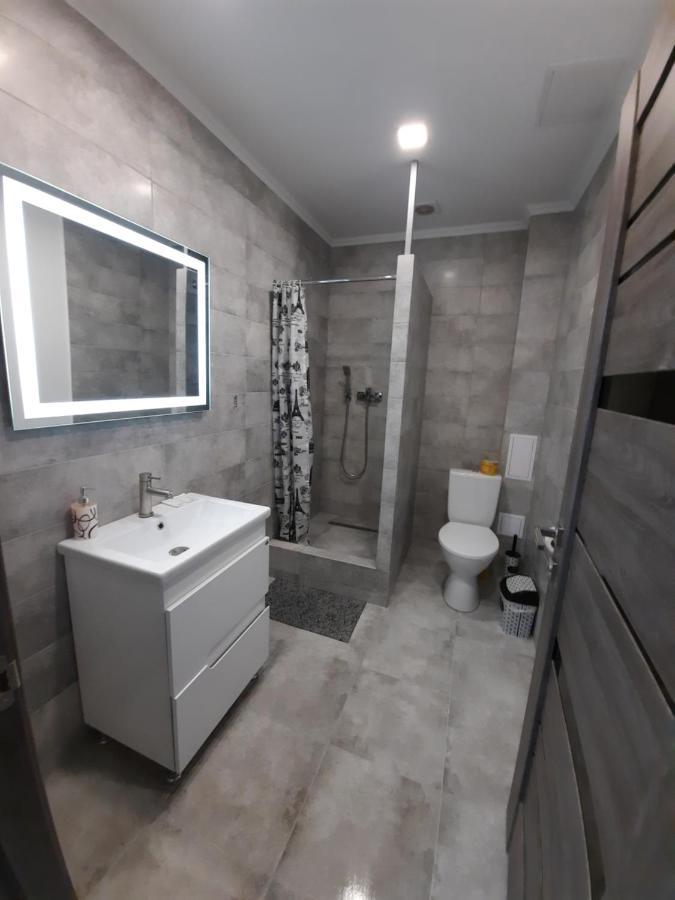 New Luxury Studio Apartment Ivano Frankivsk Bagian luar foto
